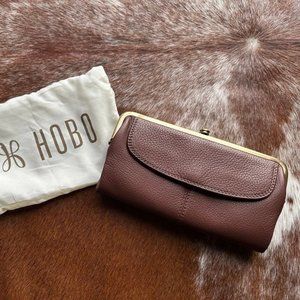 HOBO Lauren Wallet - BRAND NEW WITH TAGS